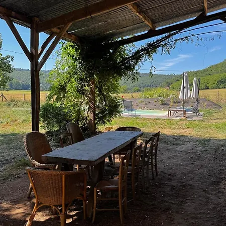 Semesterbostad Grange De La Ferme De Belcayre *
